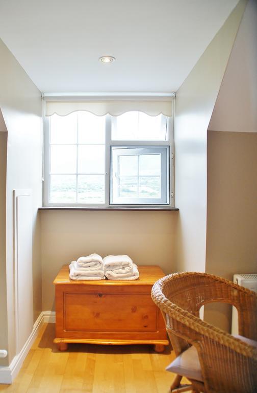 Strand'S End House Rooms Only, No Breakfast Served Cahersiveen Exterior foto